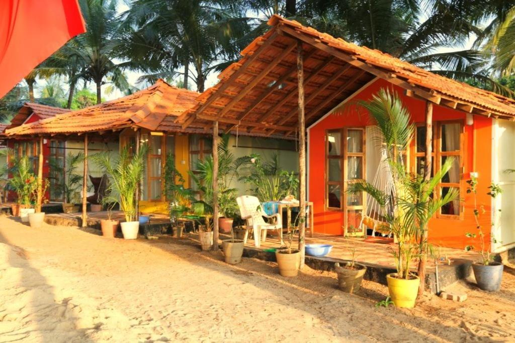 Kranti Yoga Tradition - Beach Resort Patnem Beach エクステリア 写真