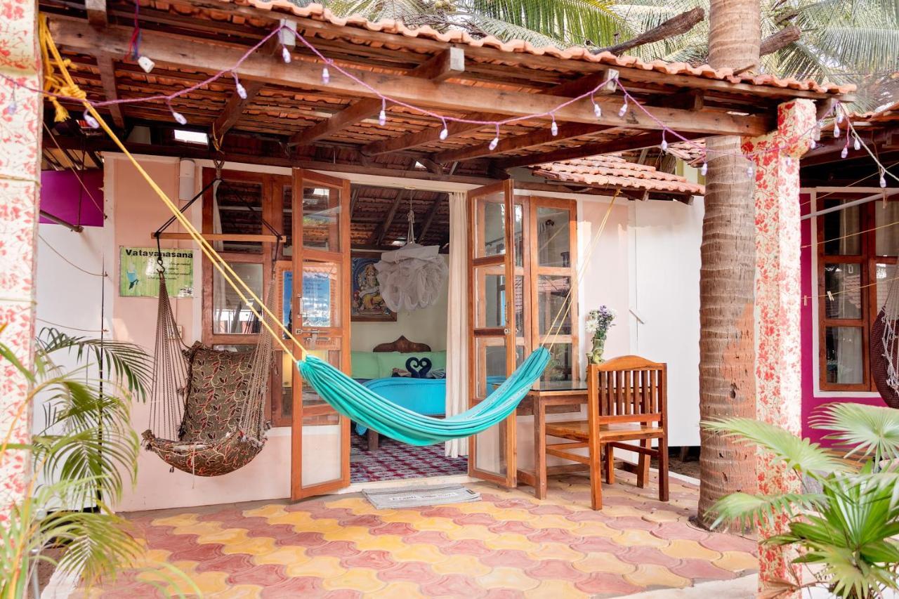 Kranti Yoga Tradition - Beach Resort Patnem Beach エクステリア 写真